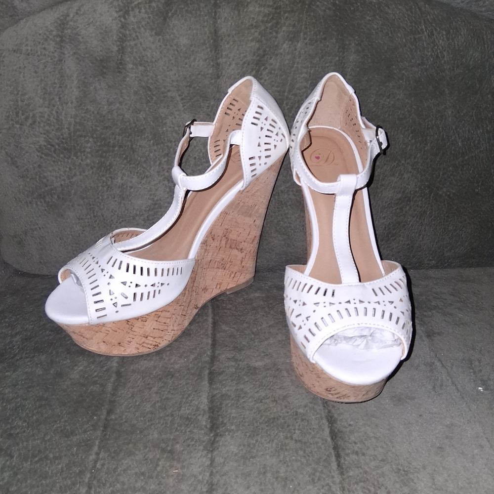 Dolce Vita White Laser-Cut Cork T-Strap Wedge Sandals